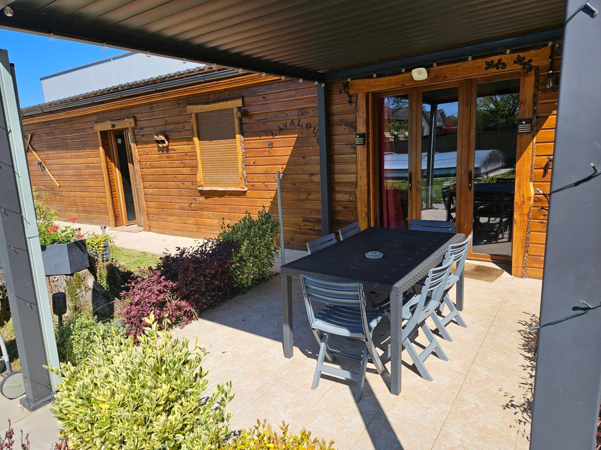 Chez Lavalou Gite 4* Chaleureux En Bois ลันน์เมอซ็อง ภายนอก รูปภาพ